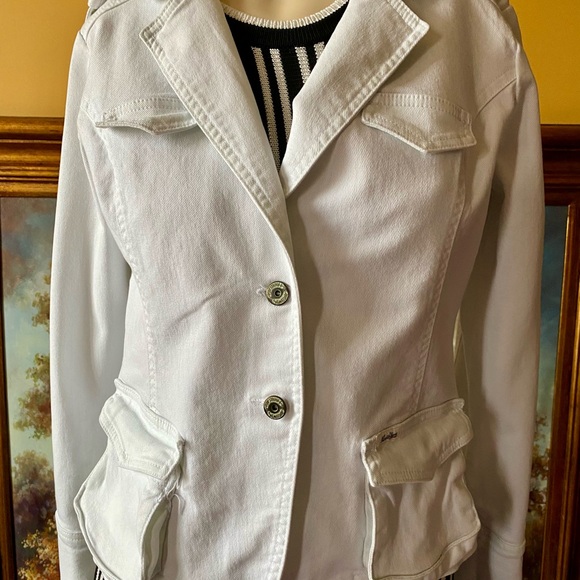 🇨🇦🇨🇦🇨🇦Levi’s  White Denim Blazer Jacket size M 🇨🇦🇨🇦🇨🇦 - Picture 2 of 10